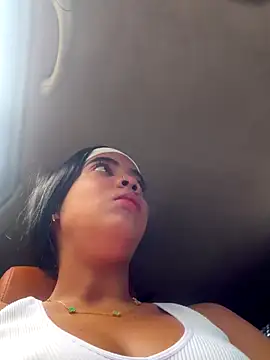 Snapshot of NAUGHTY_LITTLE_18 chatting on October 8, 2025, 8:09 pm NAUGHTY LITTLE 18 online show from October 8, 2025, 8:09 pm