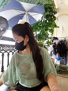 Snapshot of lyna_bl chatting on October 8, 2025, 2:02 am lyna bl online show from October 8, 2025, 2:02 am