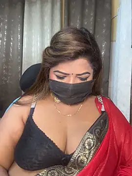 Snapshot of Oh-Monika chatting on February 4, 2026, 5:08 pm Oh-Monika online show from February 4, 2026, 5:08 pm