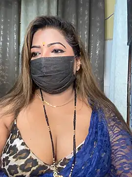 Snapshot of Oh-Monika chatting on February 13, 2026, 4:07 pm Oh-Monika online show from February 13, 2026, 4:07 pm