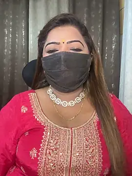 Snapshot of Oh-Monika chatting on February 3, 2026, 4:45 pm Oh-Monika online show from February 3, 2026, 4:45 pm