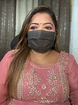 Snapshot of Oh-Monika chatting on February 18, 2026, 4:36 pm Oh-Monika online show from February 18, 2026, 4:36 pm