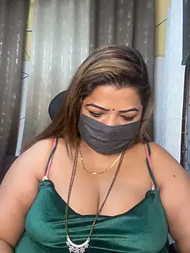 Snapshot of Oh-Monika chatting on February 1, 2026, 4:38 pm Oh-Monika online show from February 1, 2026, 4:38 pm