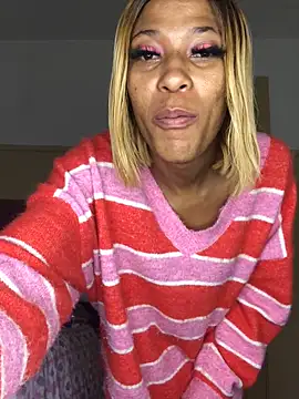 Snapshot of Kylie_Hairy_Bbc chatting on February 24, 2026, 9:43 am Kylie Hairy Bbc online show from February 24, 2026, 9:43 am