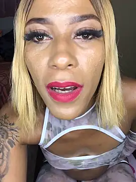 Snapshot of Kylie_Hairy_Bbc chatting on March 13, 2026, 12:37 am Kylie Hairy Bbc online show from March 13, 2026, 12:37 am