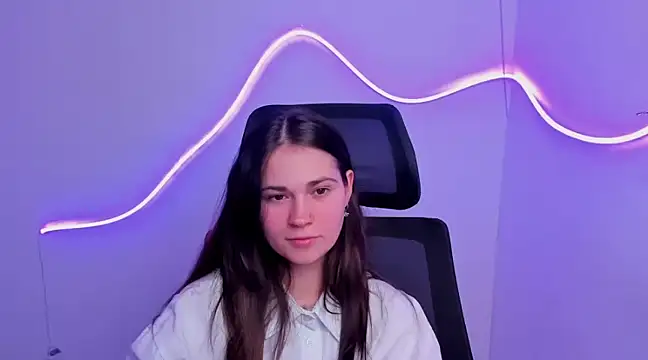 Loon Amore online show from March 18, 2025, 8:37 pm