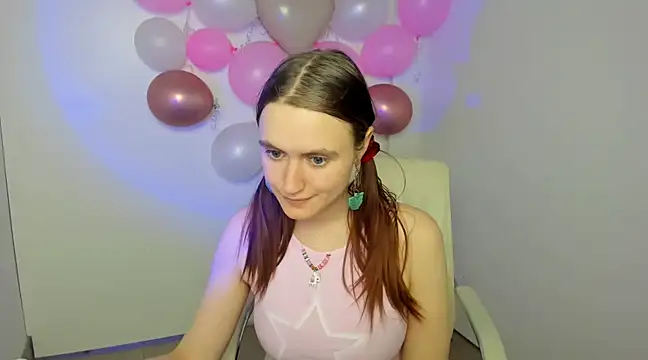 Snapshot of Gabriellagirl chatting on February 23, 2025, 10:42 pm Gabriellagirl online show from February 23, 2025, 10:42 pm