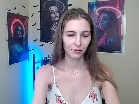 StrangerGi online show from November 28, 2025, 7:19 am