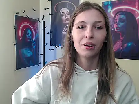 StrangerGi online show from September 14, 2025, 6:25 am