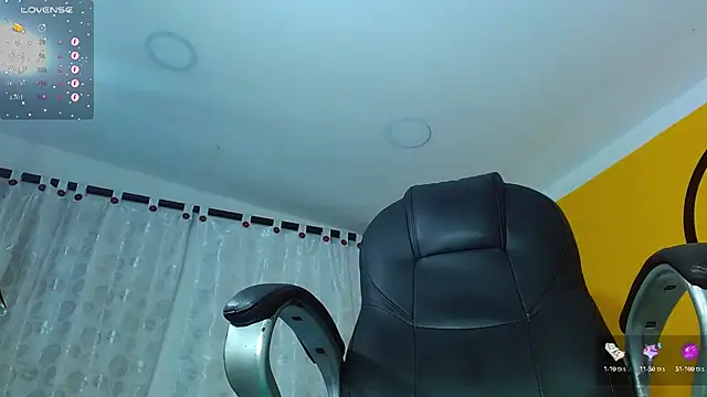 Matthew Boy  online show from February 15, 2025, 8:01 pm