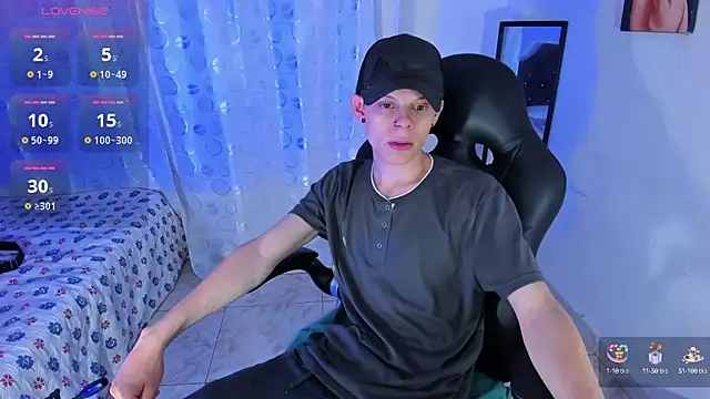 Matthew Boy  online show from March 3, 2025, 4:00 am