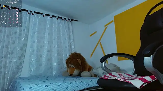 Matthew Boy  online show from February 13, 2025, 11:17 am