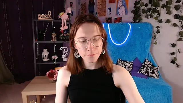 Snapshot of Hermione_Reid chatting on January 19, 2025, 5:26 am Hermione Reid online show from January 19, 2025, 5:26 am