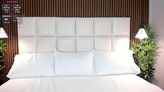 Snapshot of CailynBrowm chatting on December 23, 2025, 4:12 am CailynBrowm online show from December 23, 2025, 4:12 am