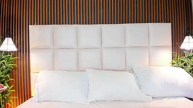 Snapshot of CailynBrowm chatting on December 20, 2025, 4:15 am CailynBrowm online show from December 20, 2025, 4:15 am