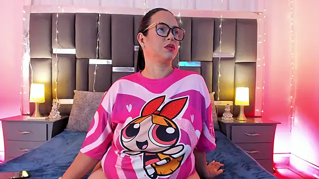 talivega online show from November 30, 2025, 7:25 pm