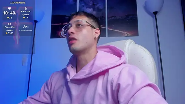 Snapshot of matt_saill chatting on October 25, 2025, 2:33 am matt saill online show from October 25, 2025, 2:33 am