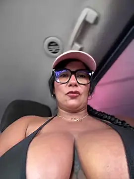 Saorii kiido online show from February 6, 2025, 8:13 pm