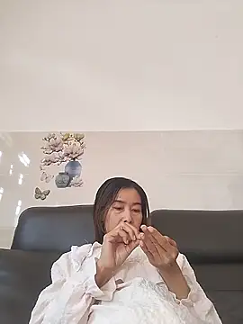 Sexy-ladyboobs20 online show from May 14, 2026, 1:57 am