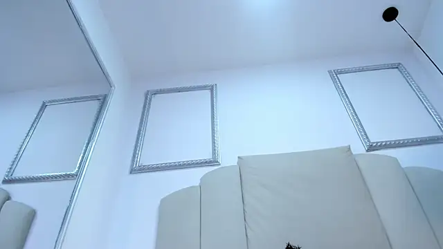 Snapshot of Grettel-ramirez chatting on October 2, 2025, 9:56 am Grettel-ramirez online show from October 2, 2025, 9:56 am