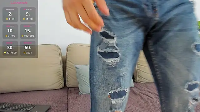 Snapshot of RawAdam chatting on March 18, 2026, 7:33 am RawAdam online show from March 18, 2026, 7:33 am