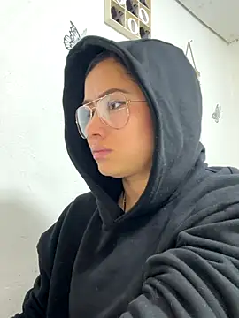 Sweet  Nurse1 online show from November 23, 2025, 5:01 pm