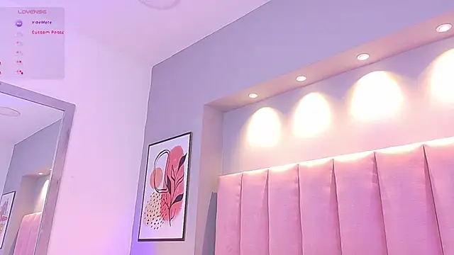 KeilyRoss online show from November 6, 2025, 8:13 pm