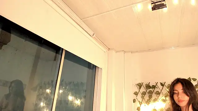 Snapshot of Vic_beckeer chatting on March 12, 2025, 8:19 am Vic beckeer online show from March 12, 2025, 8:19 am