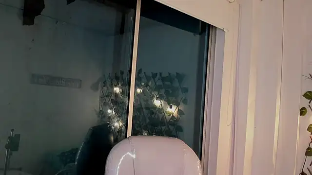 Snapshot of Vic_beckeer chatting on March 11, 2025, 3:36 am Vic beckeer online show from March 11, 2025, 3:36 am