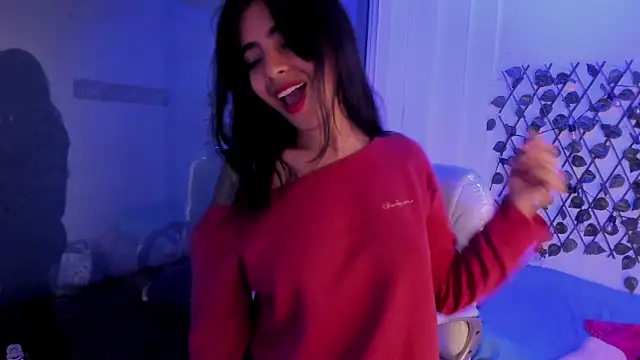 Snapshot of Vic_beckeer chatting on February 5, 2025, 7:39 am Vic beckeer online show from February 5, 2025, 7:39 am