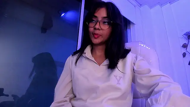 Snapshot of Vic_beckeer chatting on February 12, 2025, 10:56 am Vic beckeer online show from February 12, 2025, 10:56 am