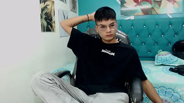 Snapshot of Noha_scott chatting on February 2, 2025, 11:11 pm Noha scott online show from February 2, 2025, 11:11 pm