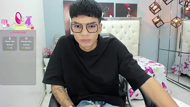 Snapshot of Noha_scott chatting on September 27, 2025, 11:11 pm Noha scott online show from September 27, 2025, 11:11 pm