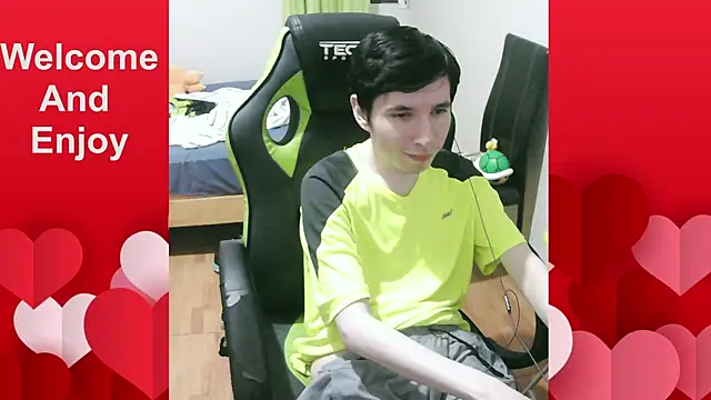 Twink martinboy online show from May 8, 2026, 10:57 pm