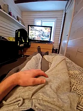 Snapshot of marcis222 chatting on February 1, 2026, 10:13 am marcis222 online show from February 1, 2026, 10:13 am