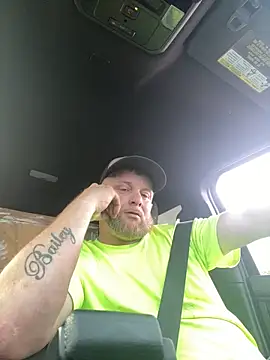 Snapshot of rocket8669 chatting on March 3, 2026, 10:06 pm rocket8669 online show from March 3, 2026, 10:06 pm