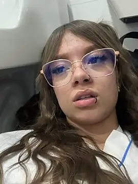 Snapshot of AmmyJones_ chatting on February 11, 2026, 5:35 pm AmmyJones online show from February 11, 2026, 5:35 pm