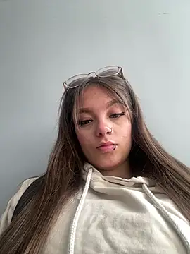 Snapshot of AmmyJones_ chatting on February 14, 2026, 7:03 pm AmmyJones online show from February 14, 2026, 7:03 pm