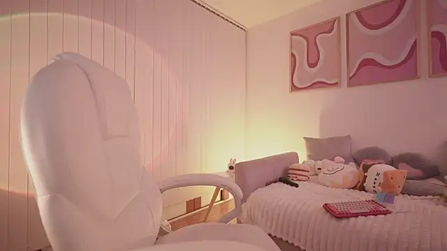 -SofiaCastillo- online show from February 12, 2025, 12:33 pm