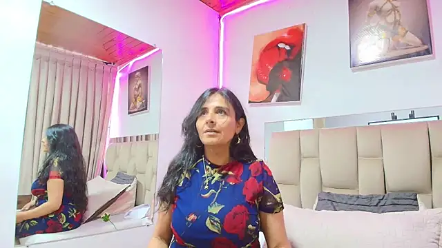 Snapshot of _Marcela__ chatting on May 12, 2026, 11:27 am Marcela online show from May 12, 2026, 11:27 am