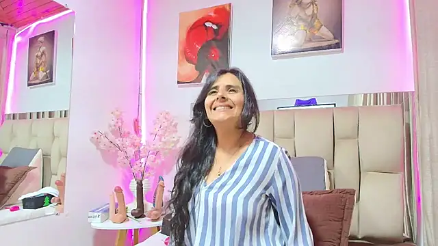 Snapshot of _Marcela__ chatting on May 16, 2026, 11:31 am Marcela online show from May 16, 2026, 11:31 am