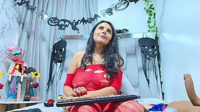  Marcela   online show from October 31, 2025, 12:57 pm