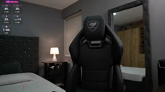 Snapshot of Martin_Logan chatting on November 15, 2025, 9:08 pm Martin Logan online show from November 15, 2025, 9:08 pm