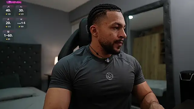 Snapshot of Martin_Logan chatting on November 7, 2025, 11:08 pm Martin Logan online show from November 7, 2025, 11:08 pm