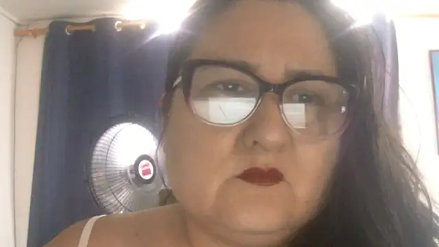 Snapshot of nanita1545 chatting on April 10, 2026, 4:36 pm nanita1545 online show from April 10, 2026, 4:36 pm