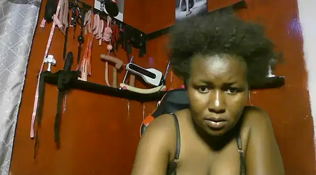 Snapshot of Sexy_blackgoddess chatting on February 19, 2025, 1:40 am Sexy blackgoddess online show from February 19, 2025, 1:40 am