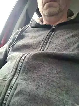 JulianJ50 online show from January 15, 2026, 11:24 am