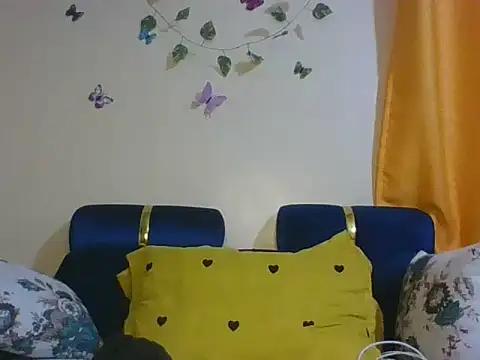 Snapshot of Bigass_mee_ chatting on September 18, 2025, 10:02 pm Bigass mee  online show from September 18, 2025, 10:02 pm