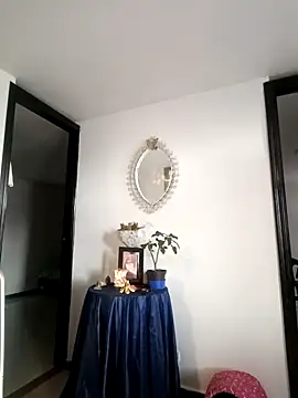 Snapshot of coral_smitth chatting on September 17, 2025, 5:59 pm coral smitth online show from September 17, 2025, 5:59 pm