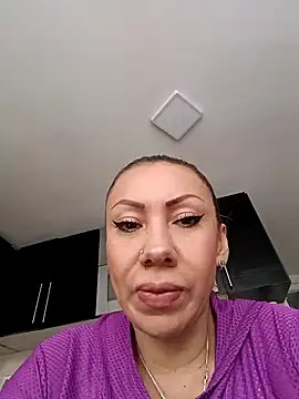 Snapshot of coral_smitth chatting on March 15, 2025, 8:10 pm coral smitth online show from March 15, 2025, 8:10 pm